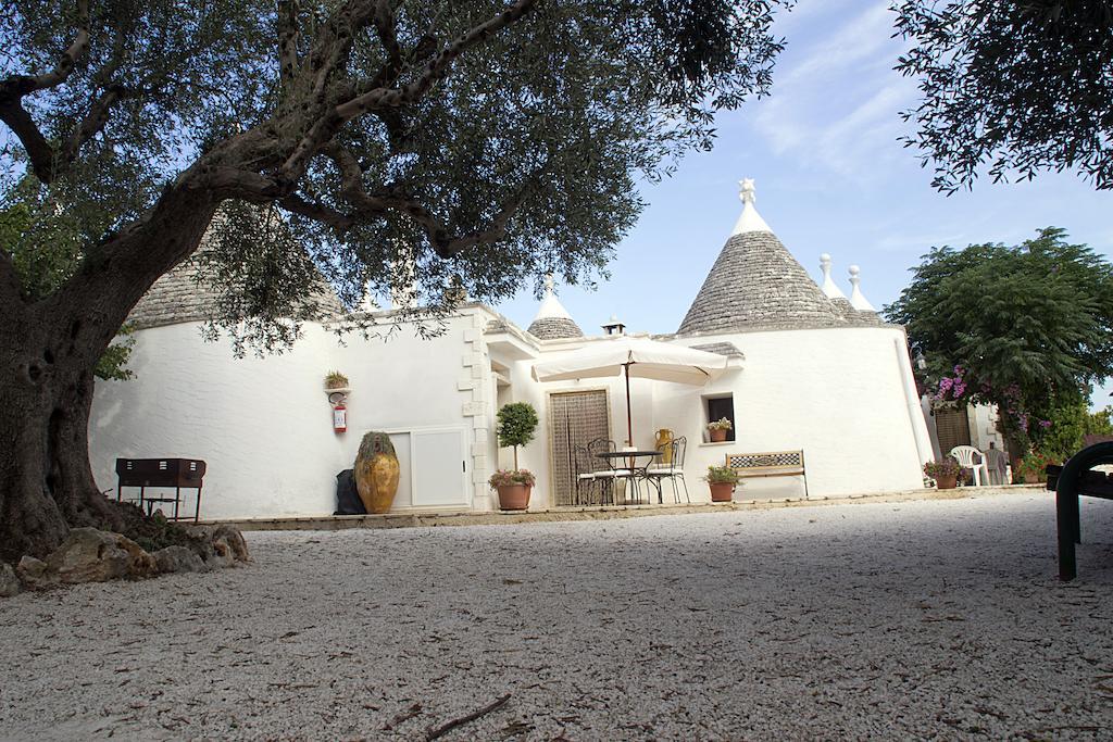 Agriturismo Grotta Di Figazzano Cisternino Exterior photo