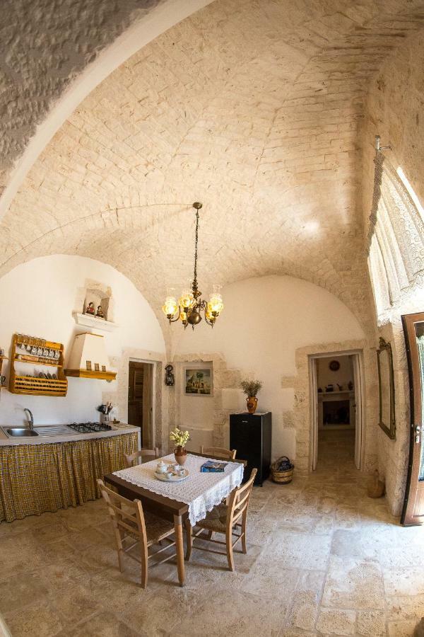 Agriturismo Grotta Di Figazzano Cisternino Exterior photo